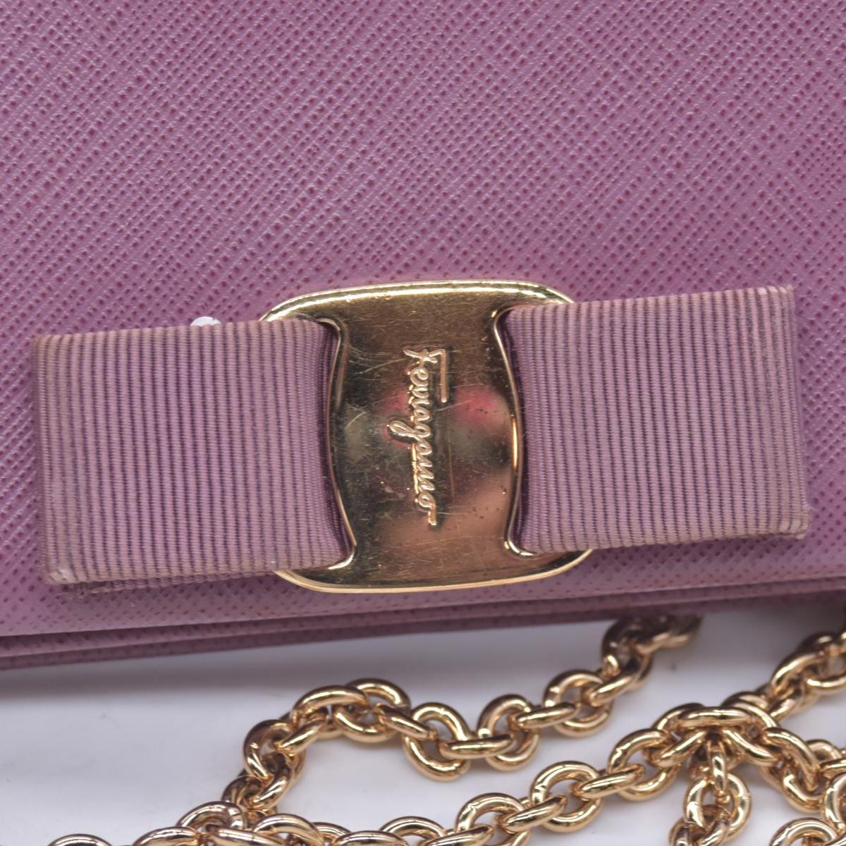 $650 SALVATORE FERRAGAMO Vara Bow Saffiano Leather Chain Flap Wallet Crossbody Pink CONSIGNMENT 10021563