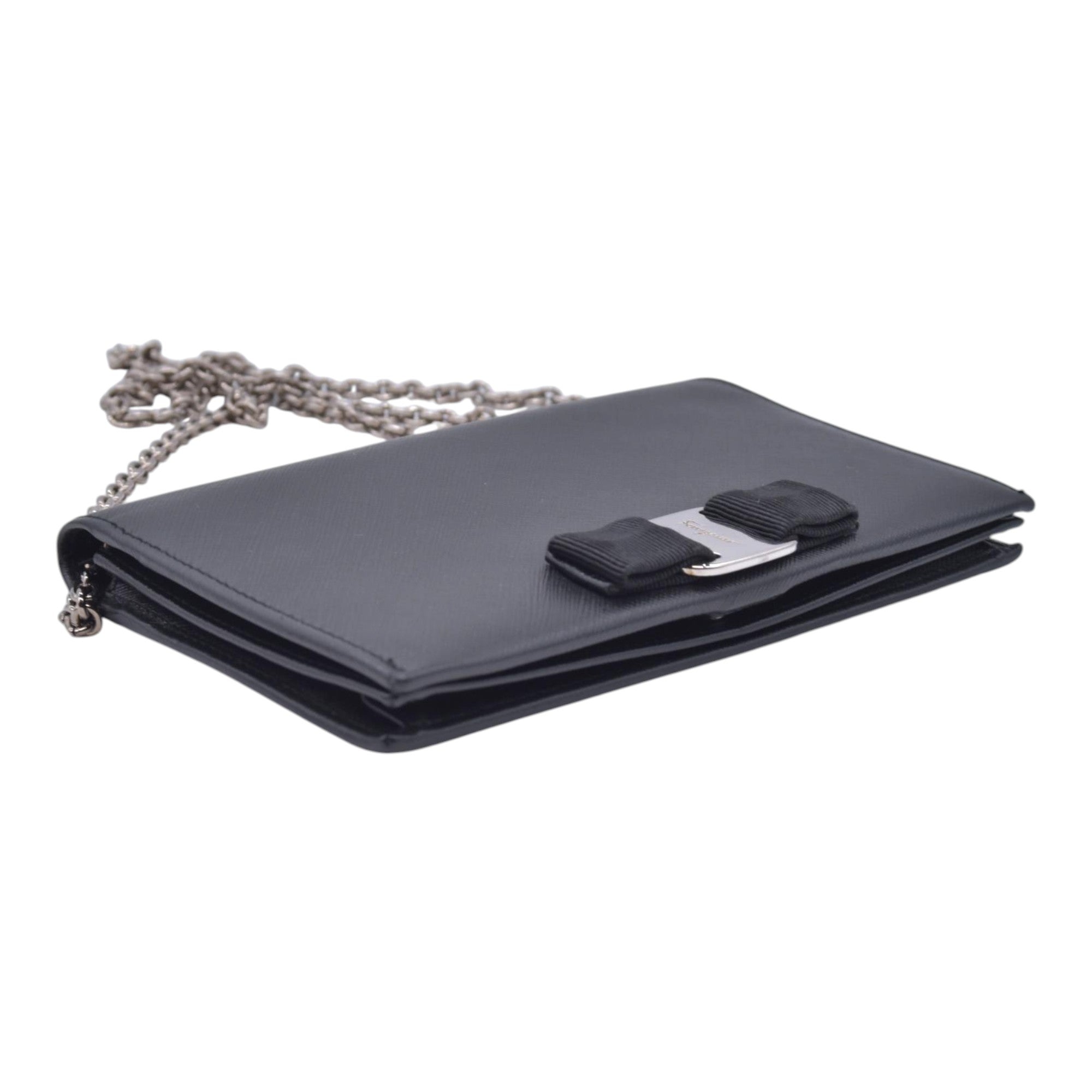 $650 SALVATORE FERRAGAMO Vara Bow Saffiano Leather Chain Flap Wallet Crossbody Black CONSIGNMENT 10021560