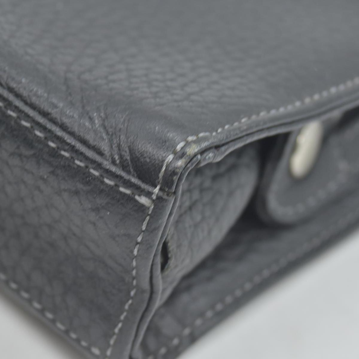 $650 BURBERRYS Black Tumbled Leather Clutch Wristlet With Nova Check Plaid Lining CONSIGNMENT