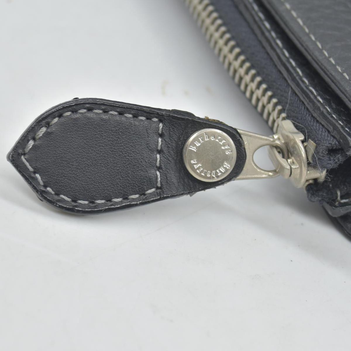 $650 BURBERRYS Black Tumbled Leather Clutch Wristlet With Nova Check Plaid Lining CONSIGNMENT