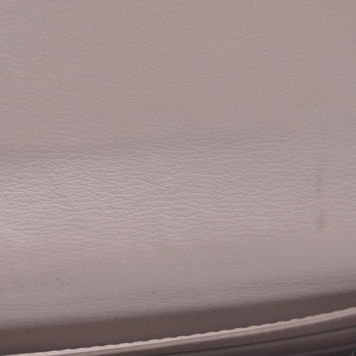 $830 Céline Grain Calfskin Flap Wallet Beige CONSIGNMENT 10020772