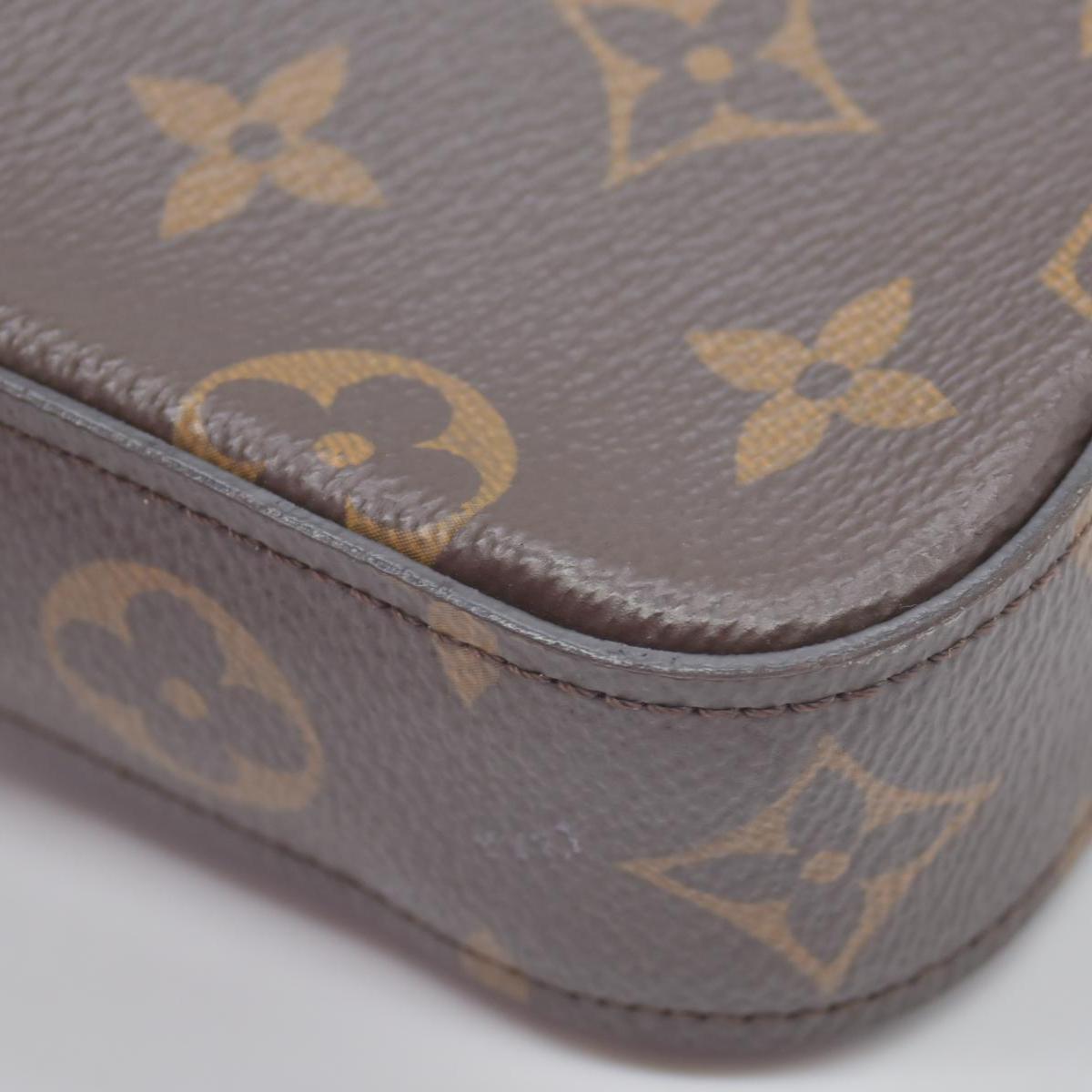 $1760 RFID Louis Vuitton  Monogram Felicie Strap & Go Kaki