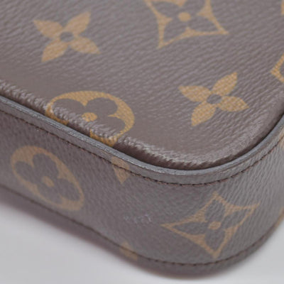 $1760 RFID Louis Vuitton  Monogram Felicie Strap & Go Kaki
