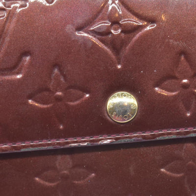 $840 Louis Vuitton Vintage Monogram Vernis Sarah Wallet Burgundy