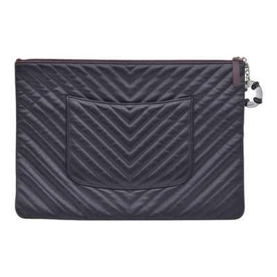 $1250 CHANEL Calfskin Chevron Quilted Large O-Case Clutch Pouch Dark Navy Charcoal CONSIGNMENT 10021554