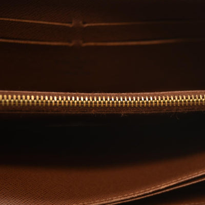 Louis Vuitton  Monogram Zippy Wallet CA3101