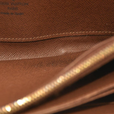 Louis Vuitton  Monogram Zippy Wallet CA3101