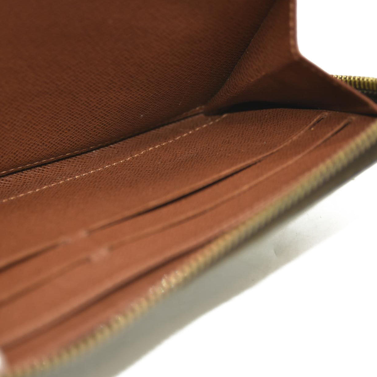 Louis Vuitton  Monogram Zippy Wallet CA3101