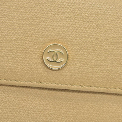 $550 Chanel  Vintage Enamel Button Compact Wallet CONSIGNMENT
