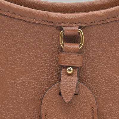 $3250 Louis Vuitton  Monogram Giant Carryall PM
