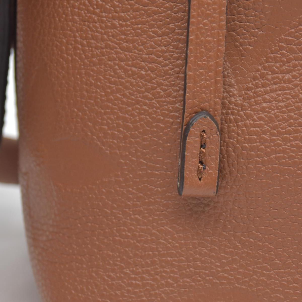$3250 Louis Vuitton  Monogram Giant Carryall PM