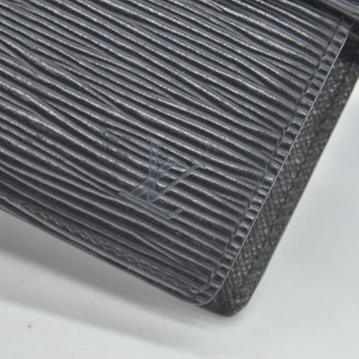 $505 Louis Vuitton  Epi Small Ring Agenda Cover CONSIGNMENT