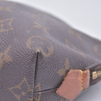 $625 2001 LOUIS VUITTON Monogram Cosmetic Pouch CA0061 10020828
