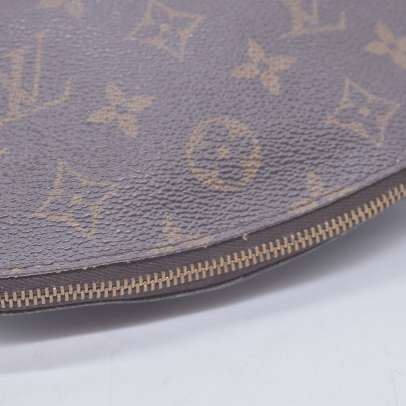 $625 2001 LOUIS VUITTON Monogram Cosmetic Pouch CA0061 10020828