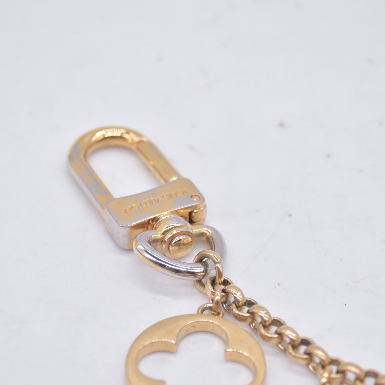 $675 2014 Louis Vuitton  Fleur De Monogram Bag Charm & Key Holder