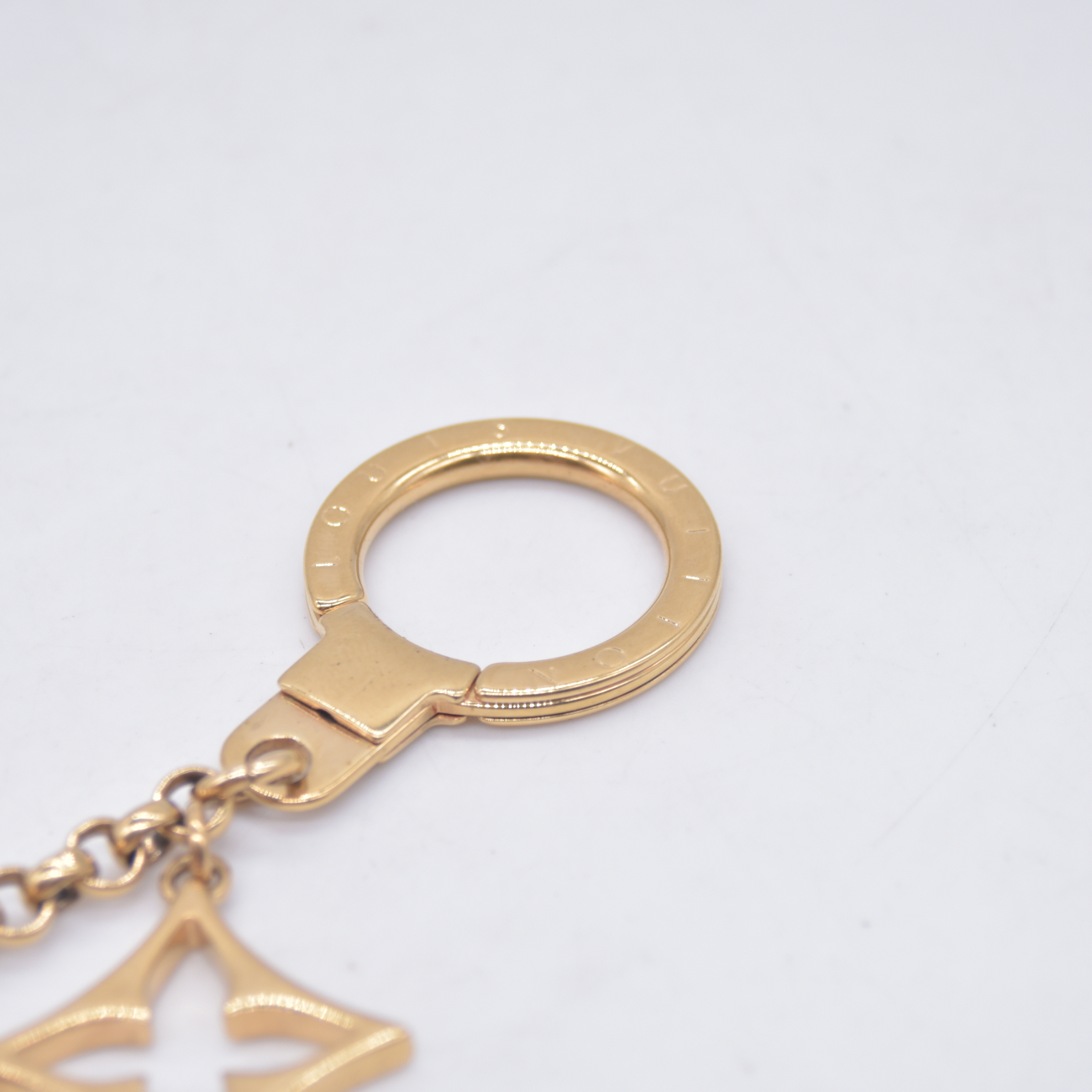 $675 2014 Louis Vuitton  Fleur De Monogram Bag Charm & Key Holder