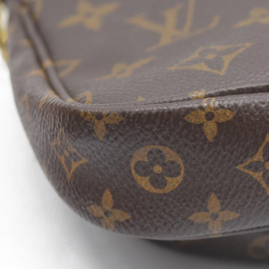$2840 Louis Vuitton LV Monogram Multi-Pochette Accessories