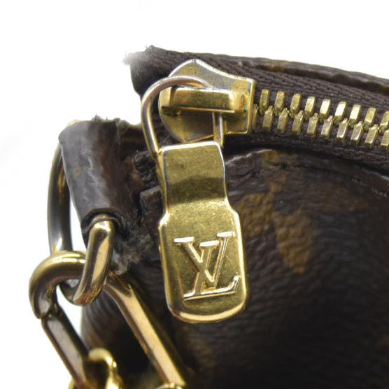 $2840 Louis Vuitton LV Monogram Multi-Pochette Accessories