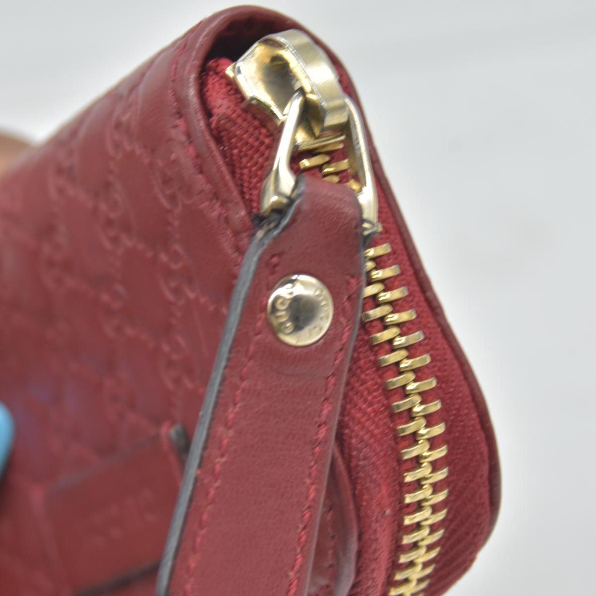 $390 Gucci Microguccissima Zip Around Key Case Red CONSIGNMENT