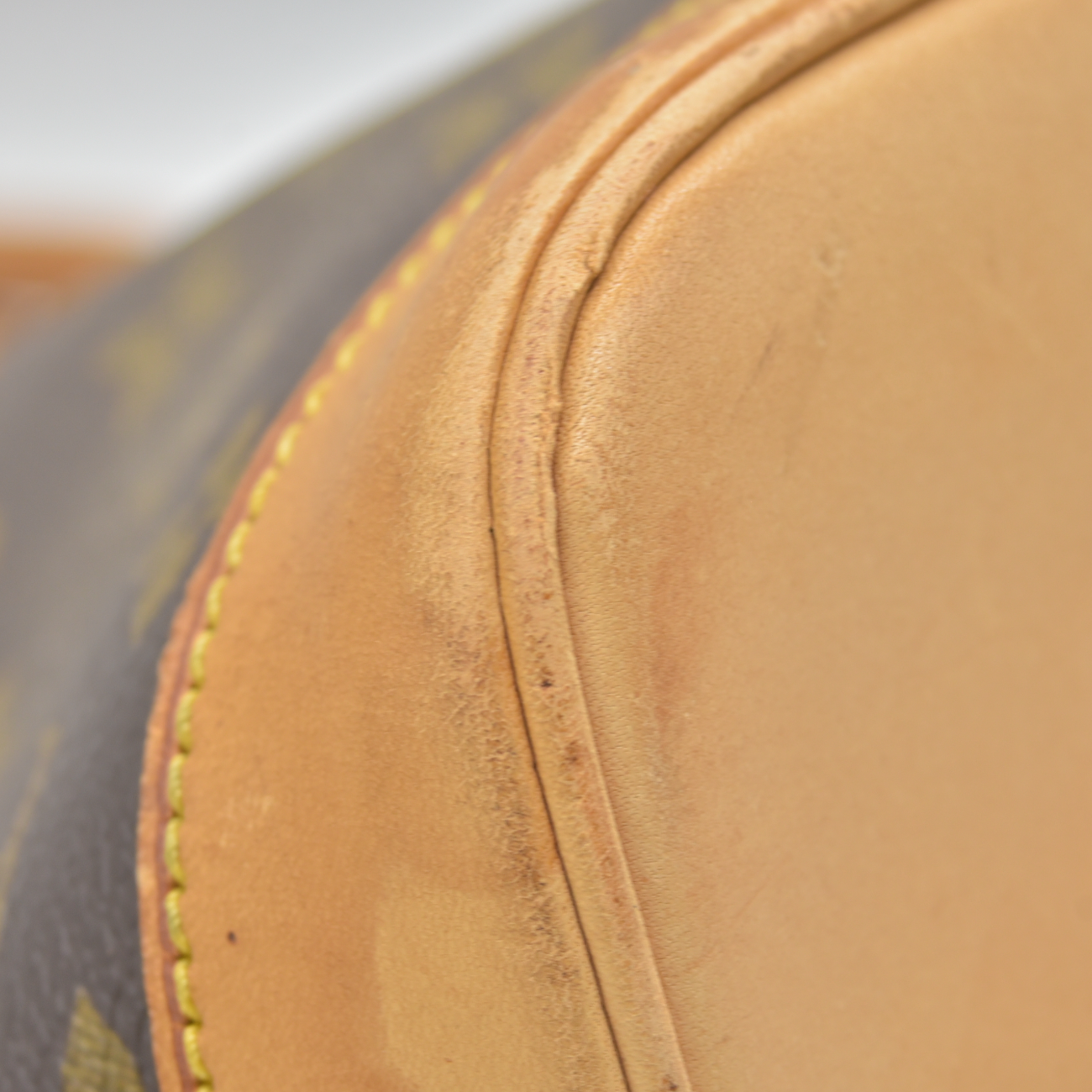 $2090 1996 Louis Vuitton Monogram Alma PM VI0996