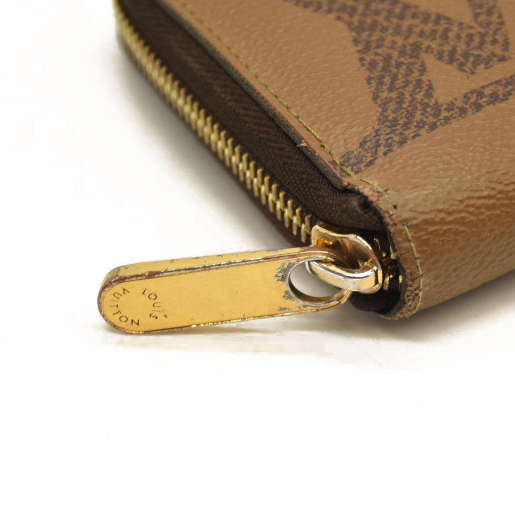 Louis Vuitton  Reverse Monogram Giant Zippy Wallet CA0120