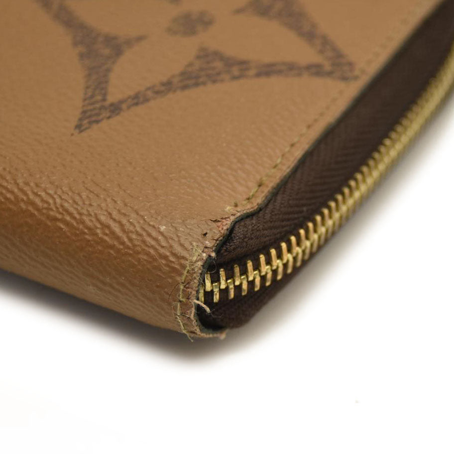 Louis Vuitton  Reverse Monogram Giant Zippy Wallet CA0120