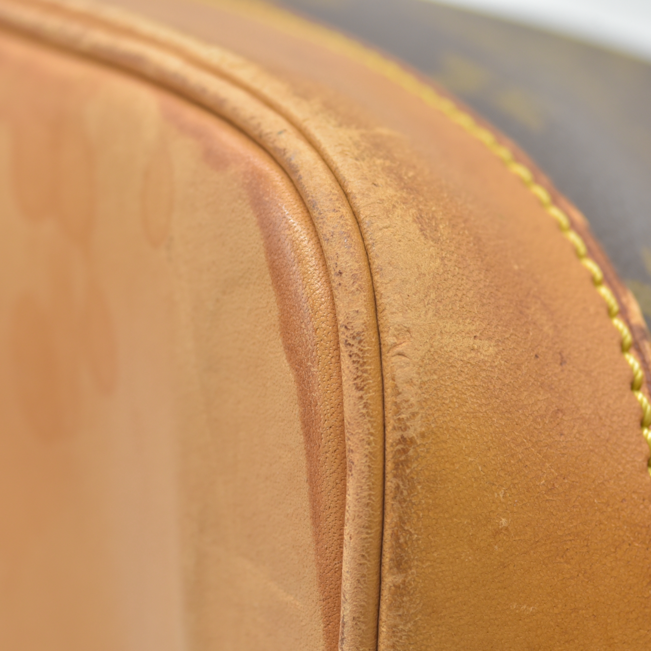 $2090 1996 Louis Vuitton Monogram Alma PM VI0996