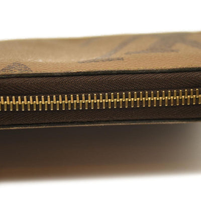 Louis Vuitton  Reverse Monogram Giant Zippy Wallet CA0120