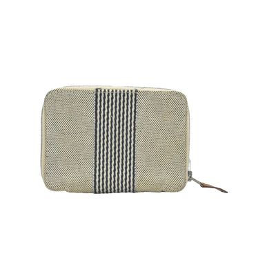$550 Hermès  Herline Travel Wallet CONSIGNMENT
