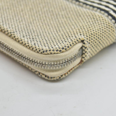 $550 Hermès  Herline Travel Wallet CONSIGNMENT