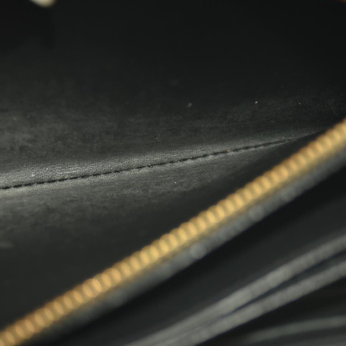 Louis Vuitton  Reverse Monogram Giant Zippy Wallet CA0120