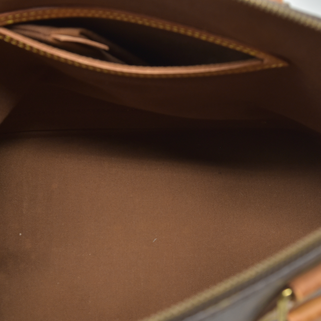 $2090 1996 Louis Vuitton Monogram Alma PM VI0996