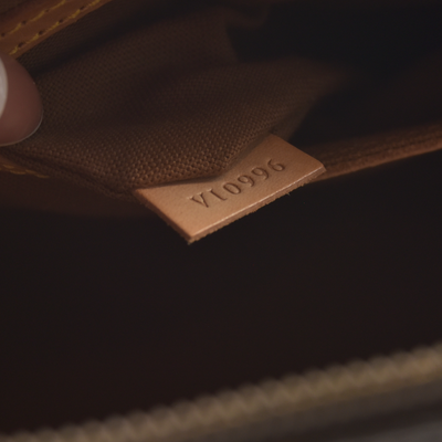 $2090 1996 Louis Vuitton Monogram Alma PM VI0996