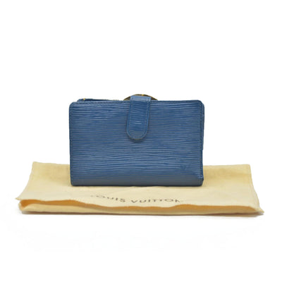 $765 Louis Vuitton Vintage 1997 French Purse