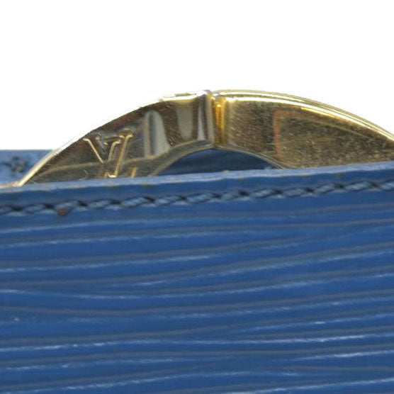 $765 Louis Vuitton Vintage 1997 French Purse