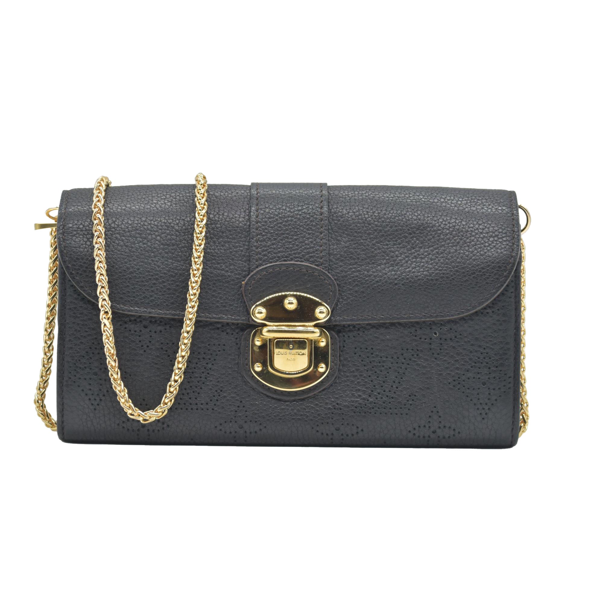 $1130 2014 Louis Vuitton Mahina Amelia Wallet Black CONSIGNMENT TN0184