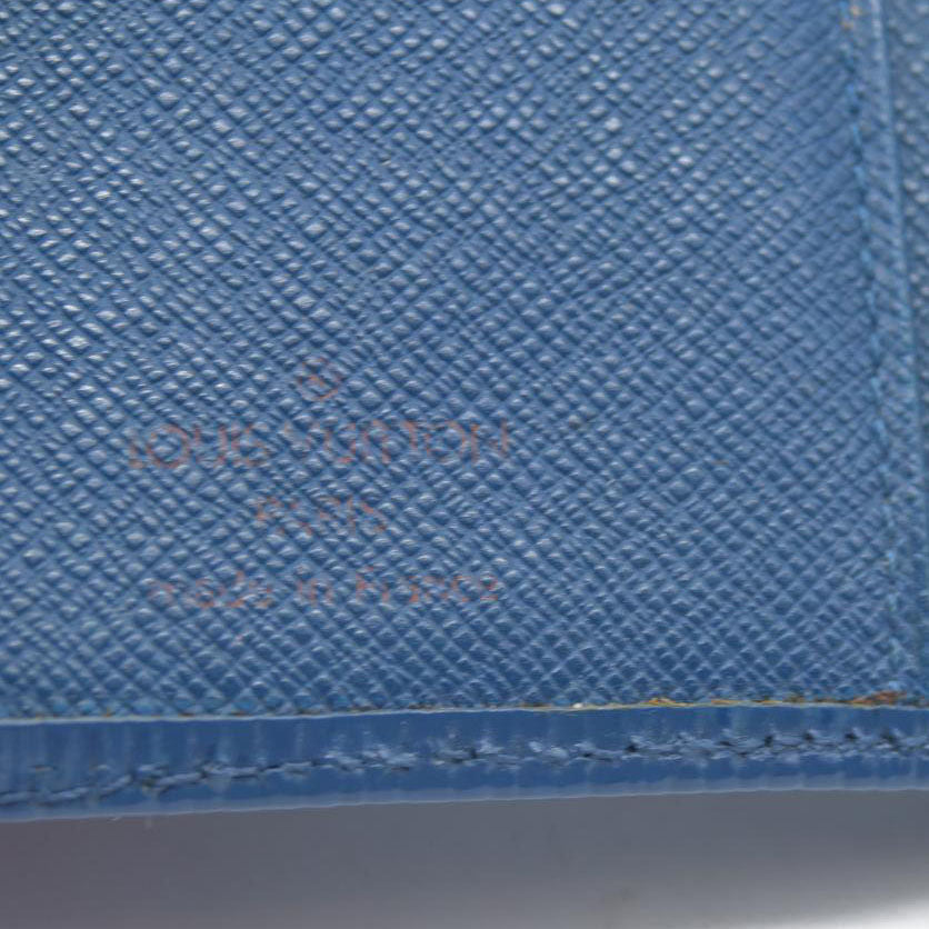 $765 Louis Vuitton Vintage 1997 French Purse