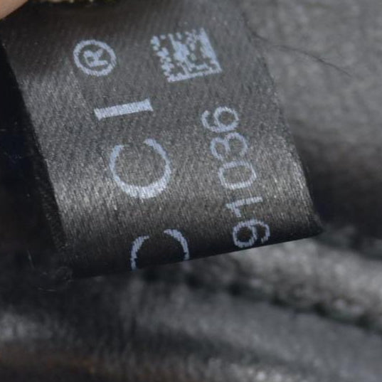 $2600 Gucci Calfskin Matelasse Mini GG Marmont Shoulder Bag Black