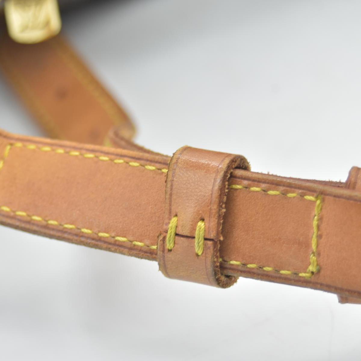 $1040 CONSIGNMENT Louis Vuitton Monogram Boulogne