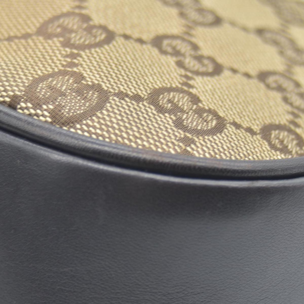 $1100 CONSIGNMENT Gucci GG Canvas Top Handle Bag Vintage
