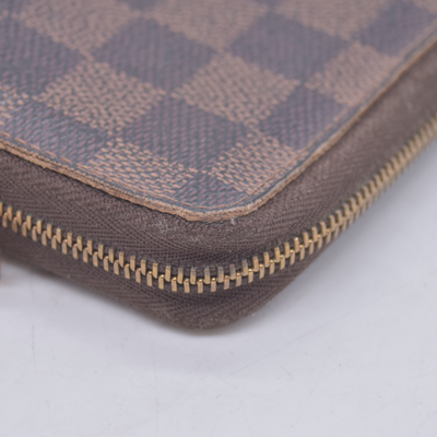 $560 2009 Louis Vuitton Damier Ebene Zippy Coin Purse CT0069