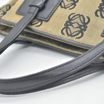 $2250 CONSIGNMENT LOEWE Small Anagram Tote