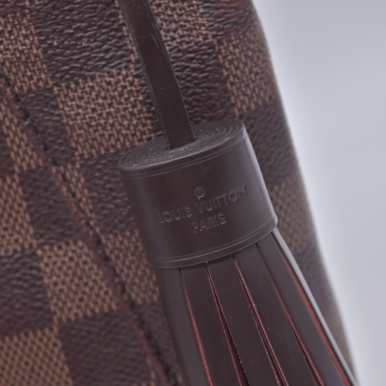 $1,520 2018 Louis Vuitton Damier Ebene South Bank Besace DR1188 10021530