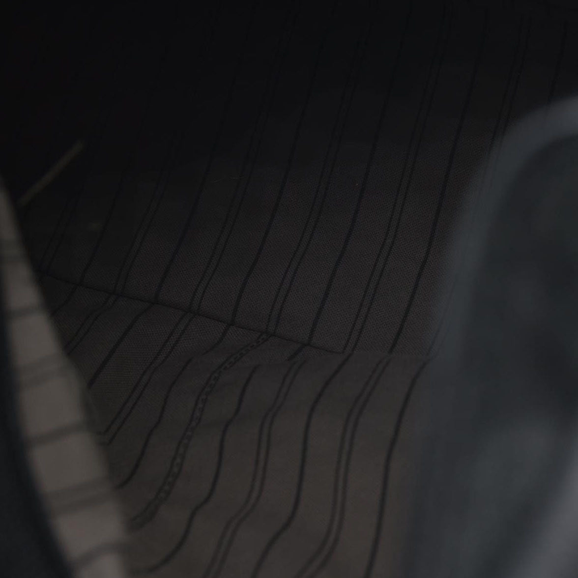 $3800 Louis Vuitton LV Monogram Artsy MM CA5210