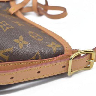 $2850 Louis Vuitton  Monogram CarryAll PM