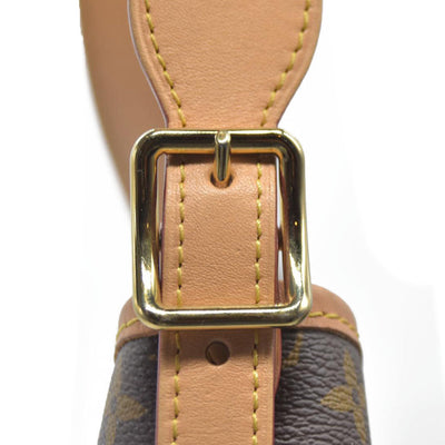 $2850 Louis Vuitton  Monogram CarryAll PM