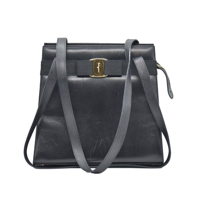 $1620 CONSIGNMENT Salvatore Ferragamo Vara Bow Shoulder Bag