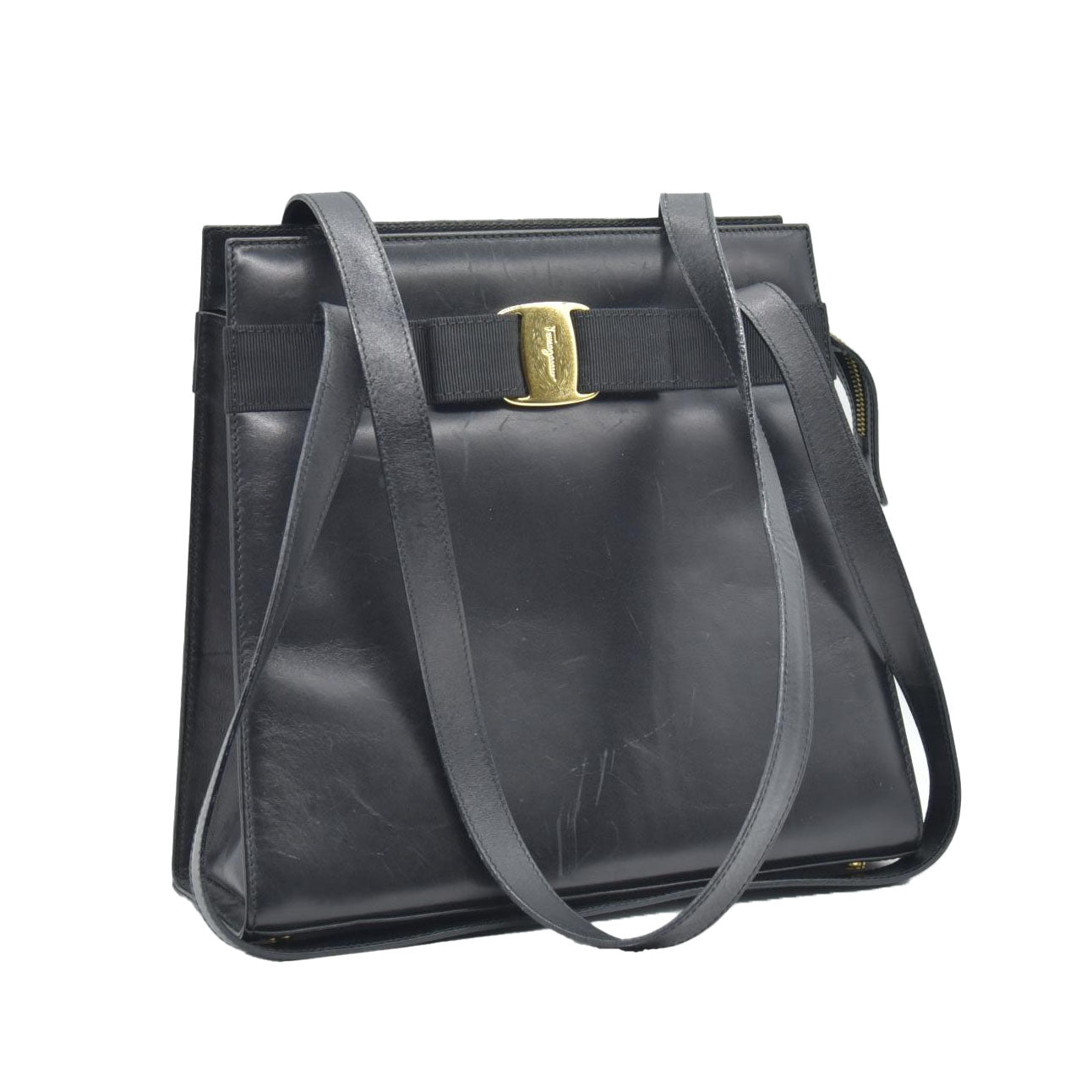 $1620 CONSIGNMENT Salvatore Ferragamo Vara Bow Shoulder Bag