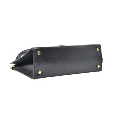 $1620 CONSIGNMENT Salvatore Ferragamo Vara Bow Shoulder Bag