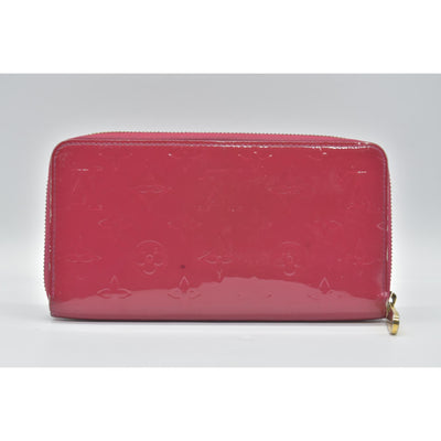 $1060 Louis Vuitton 2012 Vernis Patent Leather Zippy Wallet